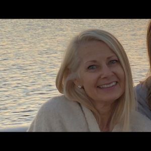 Meet your Posher, Denise